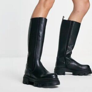 Steve Madden Priority Black Leather Chunky Lug Sole Boots Size 6